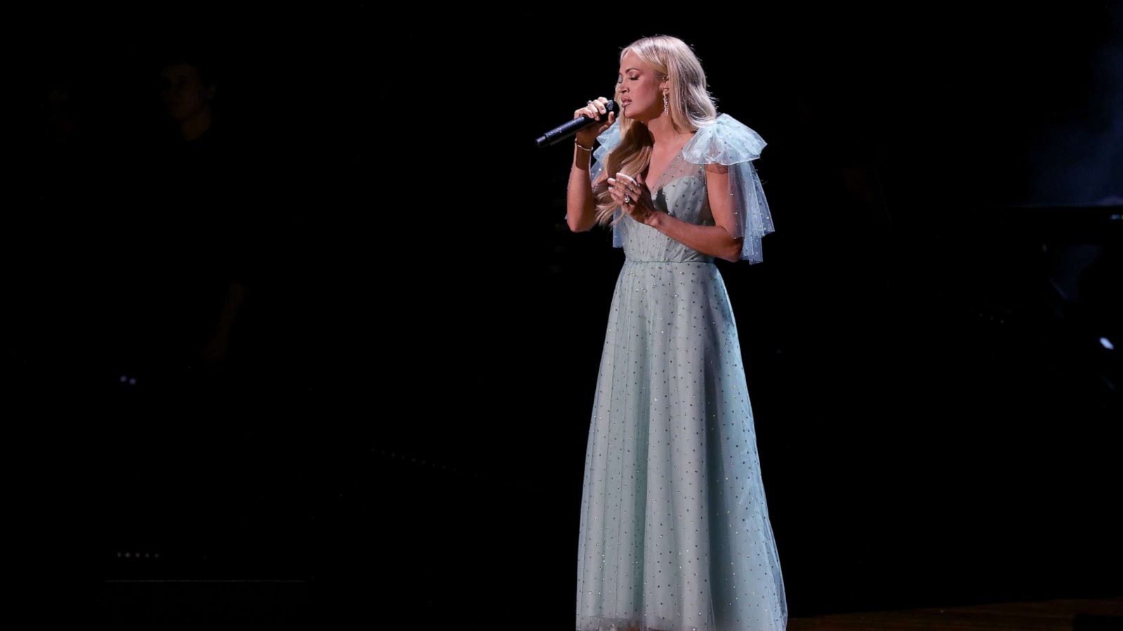 Carrie Underwood's 'Denim & Rhinestones' arrives in time for CMA Fest