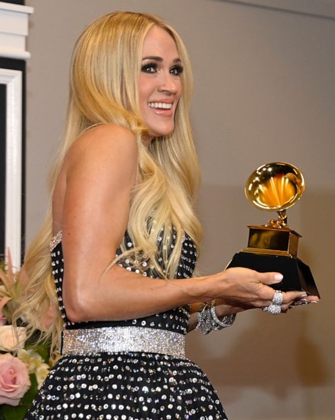 Carrie Underwood's Grammy Awards 2016 Dress