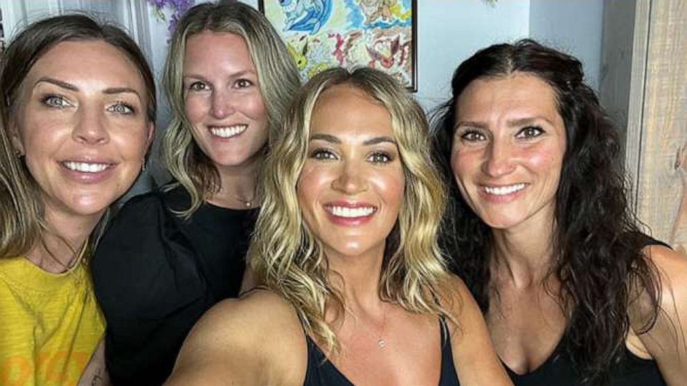 Carrie Underwood shares photos of tattoos she and her sisters-in