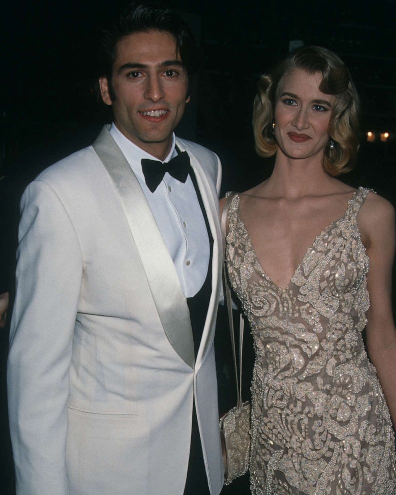 PHOTO: Actress Laura Dern and date Vincent Spano attending 64th Annual Academy Awards on March 30, 1992 at the Dorothy Chandler Pavilion in Los Angeles, California. (Photo by Ron Galella, Ltd./Ron Galella Collection via Getty Images)