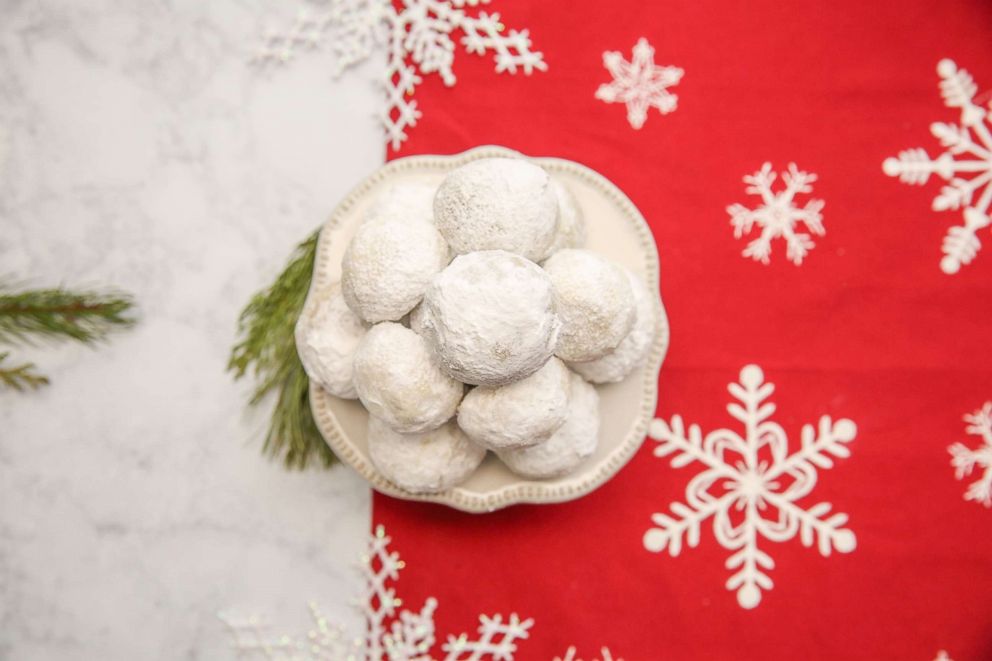 PHOTO: Martha Stewart Living's chai snowball cookies.