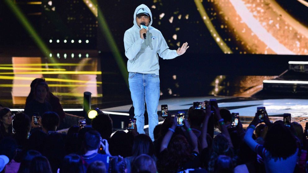 Chance the Rapper makes emotional plea in help to find 'Auntie Toni' a ...