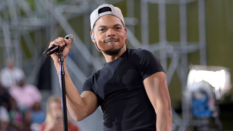 VIDEO: Aspiring pilots from Chicago see Chance the Rapper in New York City