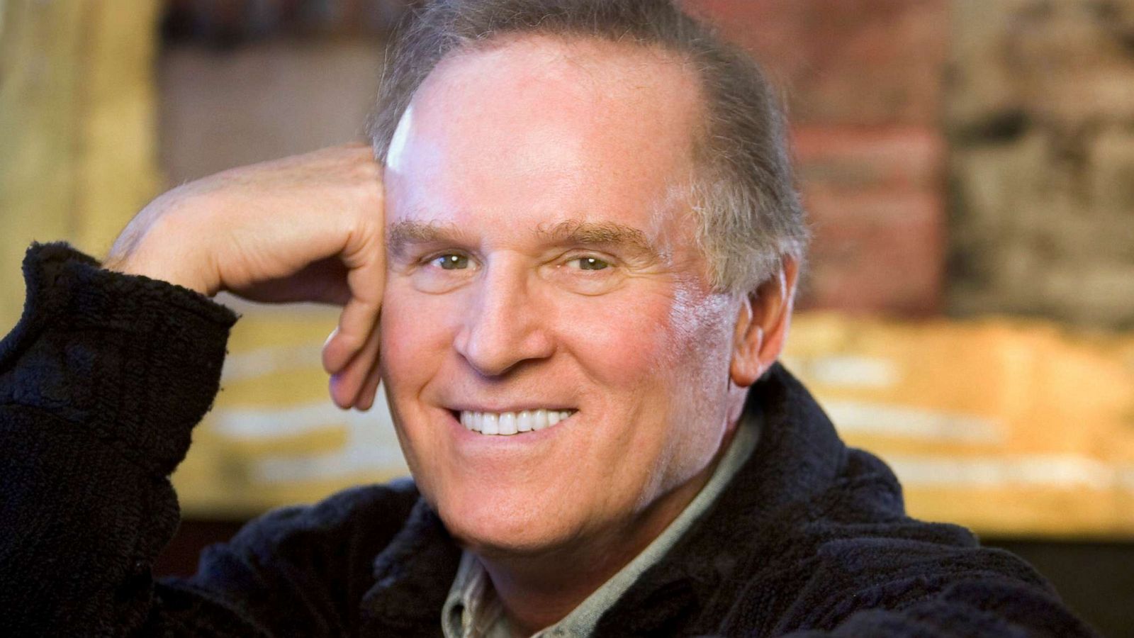 PHOTO: Charles Grodin poses for a photo in New York, circa 2004.