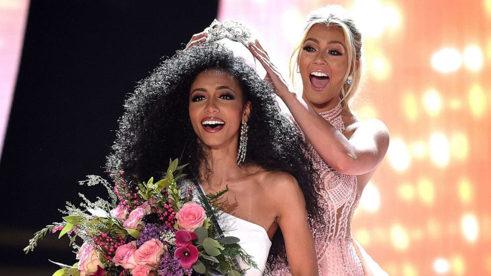 PHOTO: Chelsie Kryst is crowned Miss USA in Reno, Nev., May 02, 2019.