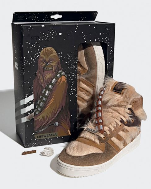 sufficient Scully paint Adidas launches 'Star Wars' Boba Fett and Chewbacca-inspired sneakers -  Good Morning America