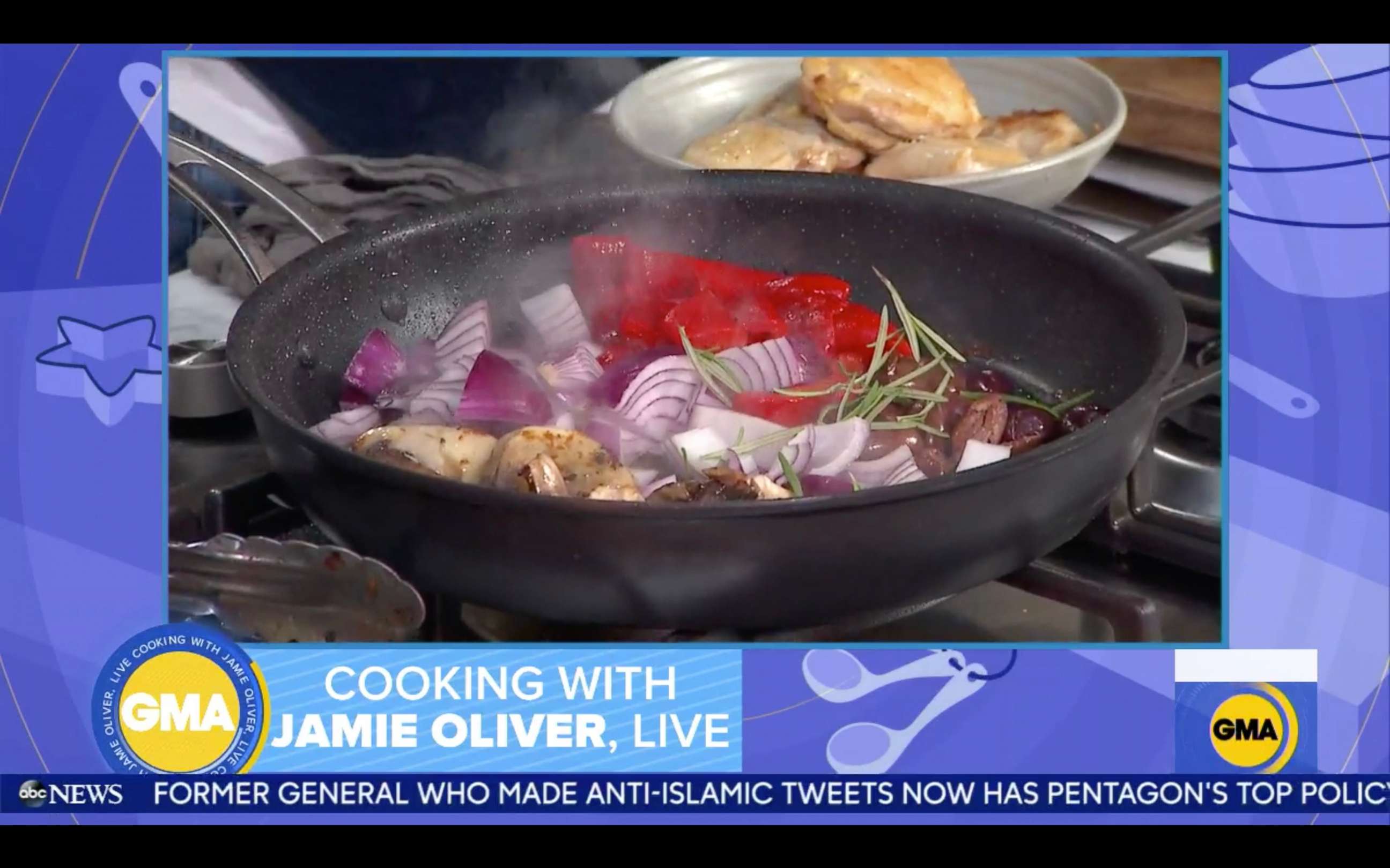 PHOTO: Jamie Oliver cooks his mushroom and chicken cacciatore recipe on "Good Morning America."