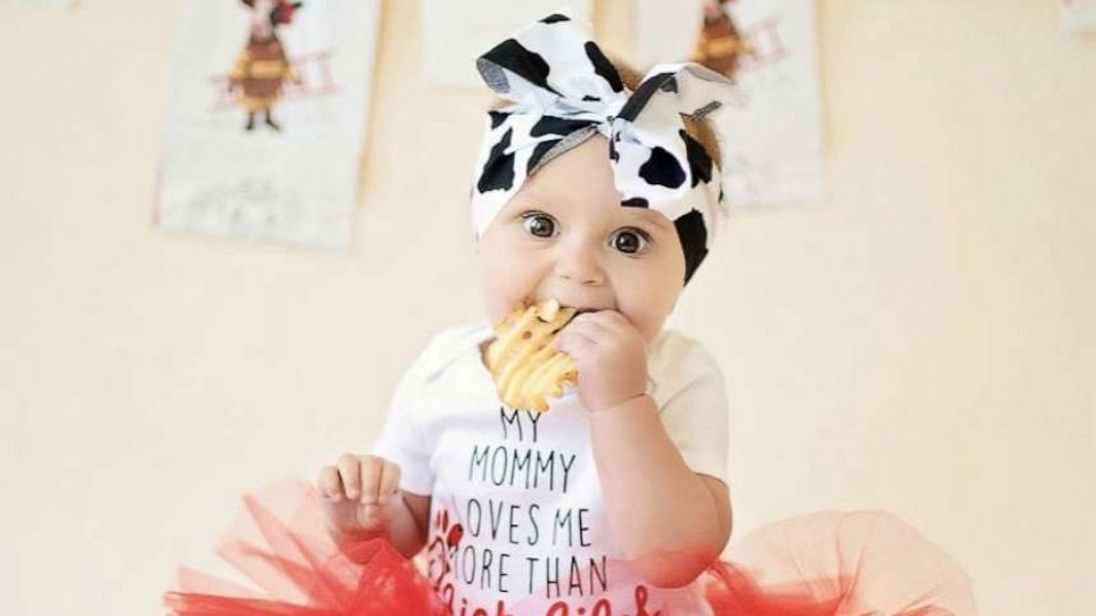 PHOTO: Kate Byrne had her daughter, Brinley, star in a Chick-fil-A-themed photo shoot to celebrate her first birthday.