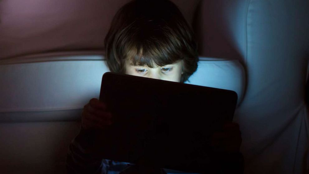Children Using Multiple Screens American Academy of Pediatrics 'recognizes' kids will use more screens ...