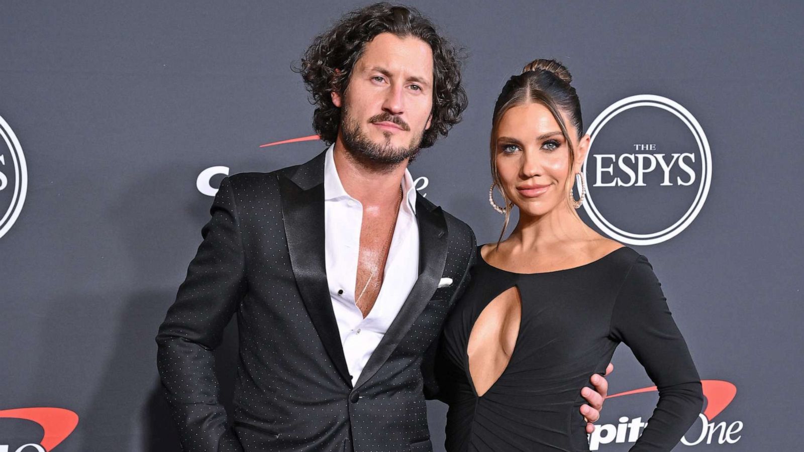 PHOTO: Valentin Chmerkovskiy and Jenna Johnson Chmerkovskiy attend the 2022 ESPYs at Dolby Theatre on July 20, 2022 in Hollywood, Calif.