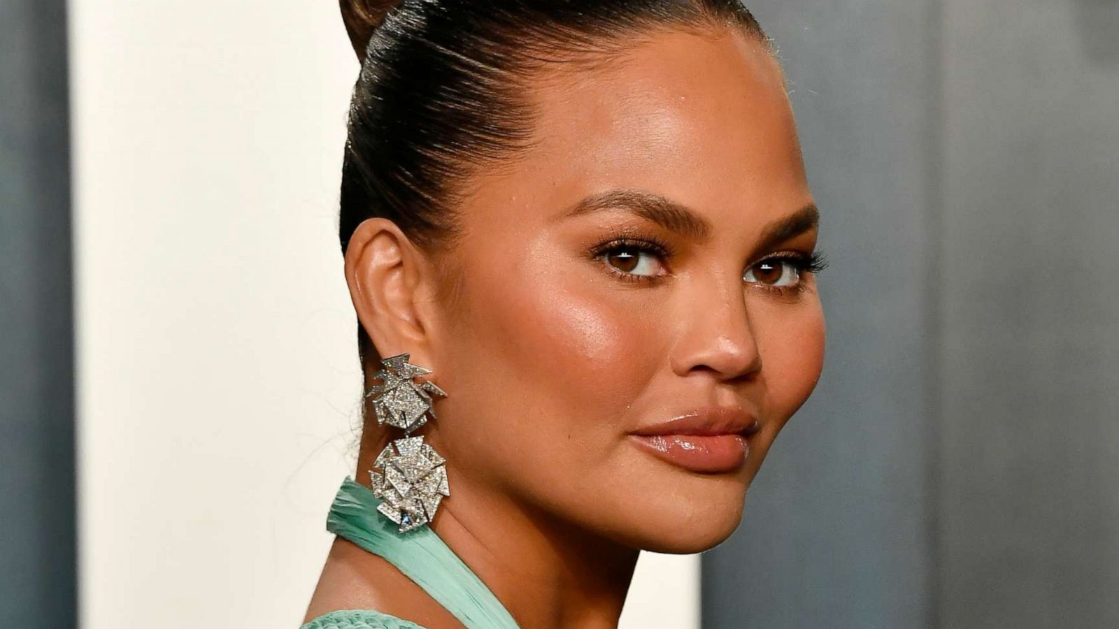 PHOTO: Chrissy Teigen attends the 2020 Vanity Fair Oscar party, Feb. 9, 2020, in Beverly Hills, Calif.