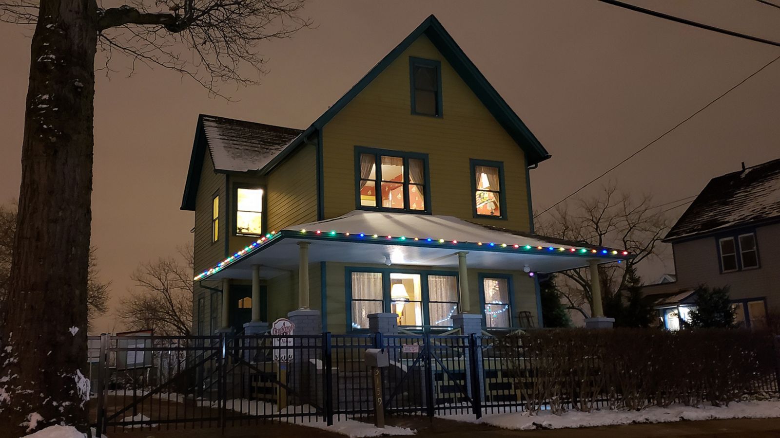 PHOTO: The house from "A Christmas Story" is on the market in Cleveland, Ohio.