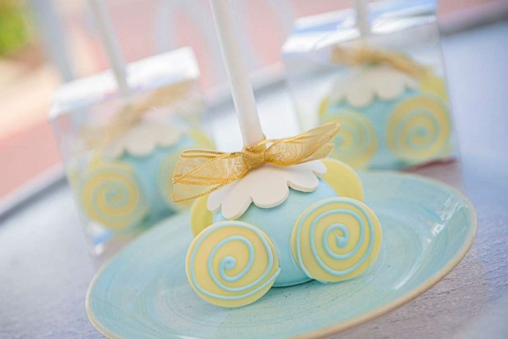 PHOTO: Cinderella’s Cake Pop Coach from Gasparilla Island Grill at Disney’s Grand Floridian Resort. 