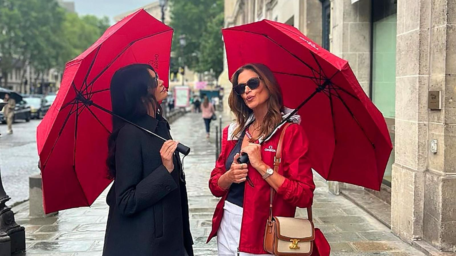 PHOTO: Cindy Crawford shares photo of herself and daughter Kaia Gerber enjoying outings together during the 2024 Paris Olympics.