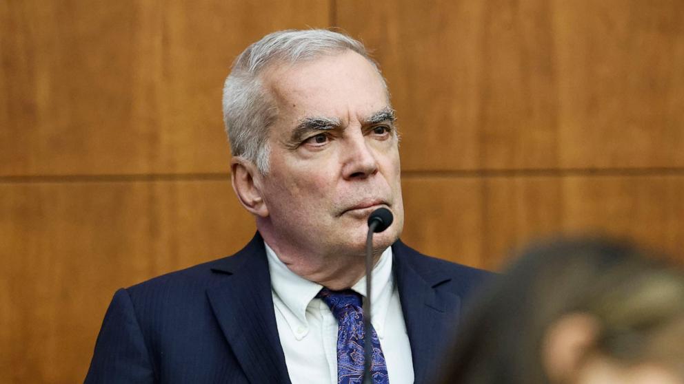 PHOTO: Forensic psychiatrist Dr. Gregory Saathoff resumes his testimony about the mental state of Lindsay Clancy during Clancy's murder trial in Plymouth Superior Court, Aug. 26, 2026 in Plymouth, Mass.
