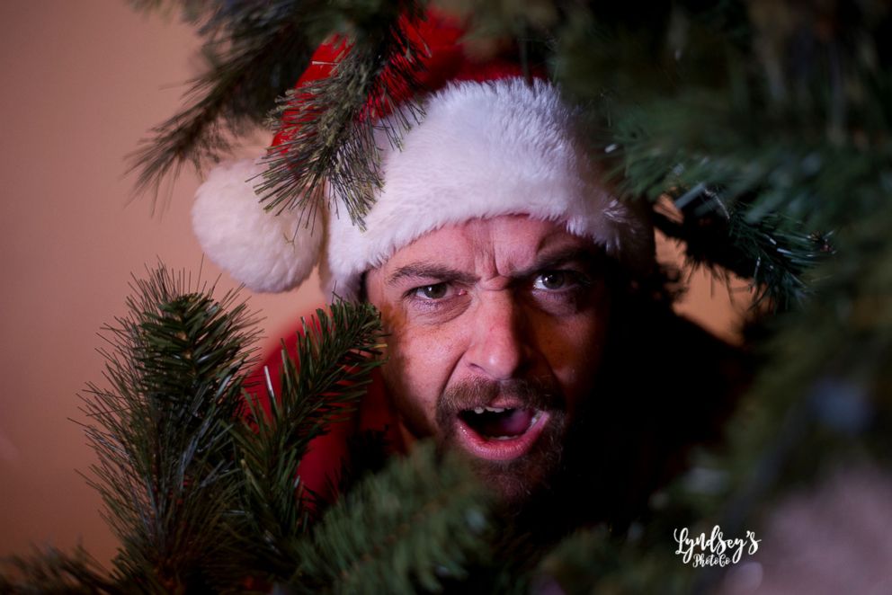PHOTO: Photographer Lyndsey Wright's "Christmas Vacation"-themed photo shoot.