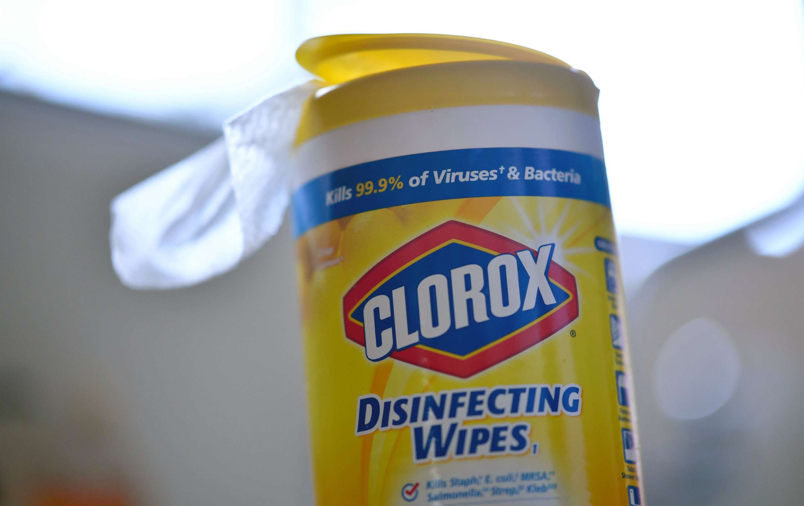 How to make disinfecting wipes with bleach to stay safe against COVID-19