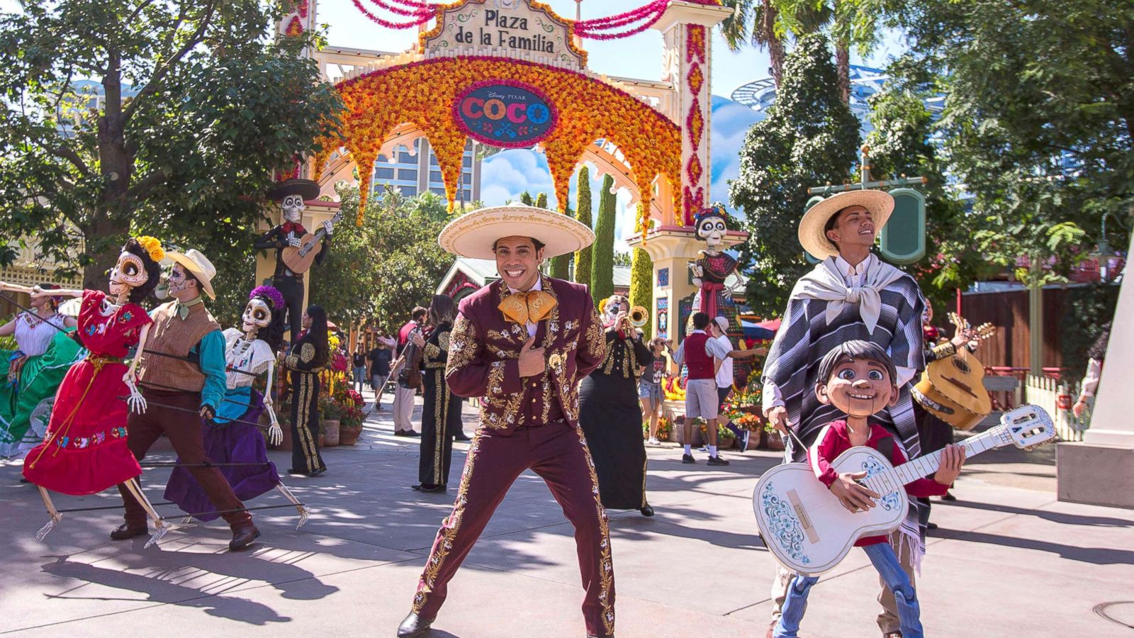 Coco at Disneyland - Plaza de la Familia 2024 Food & Entertainment