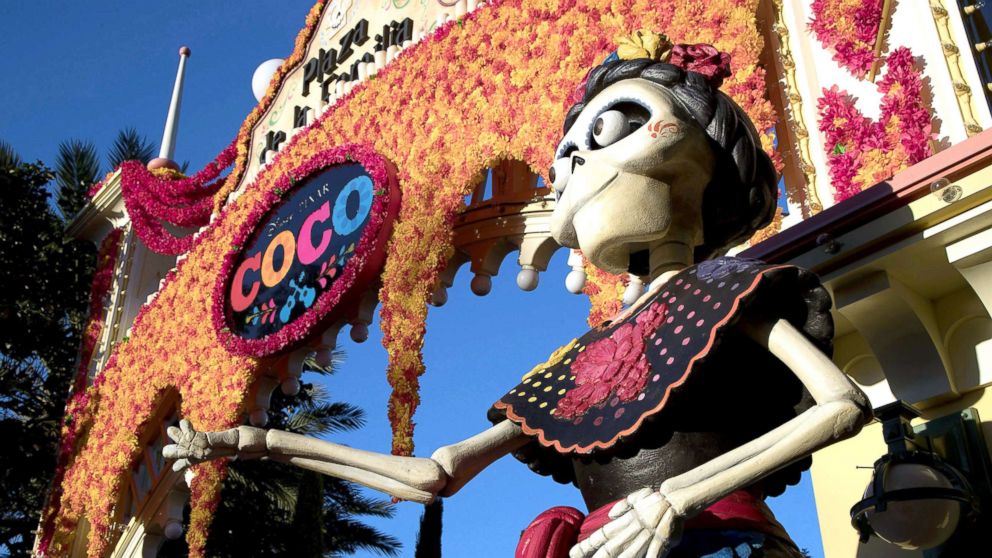 Miguel Joins A Musical Celebration of 'Coco' As Plaza de la Familia Returns  to Disney California Adventure Park