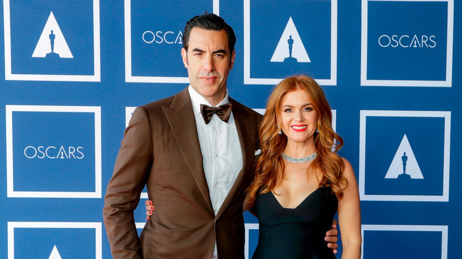 PHOTO: Sacha Baron Cohen and Isla Fisher attend a screening of the Oscars on April 26, 2021 in Sydney.