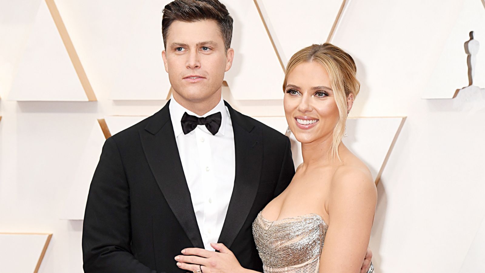 PHOTO: Colin Jost and Scarlett Johansson attend the 92nd Annual Academy Awards in Hollywood, Calif., Feb. 9, 2020.