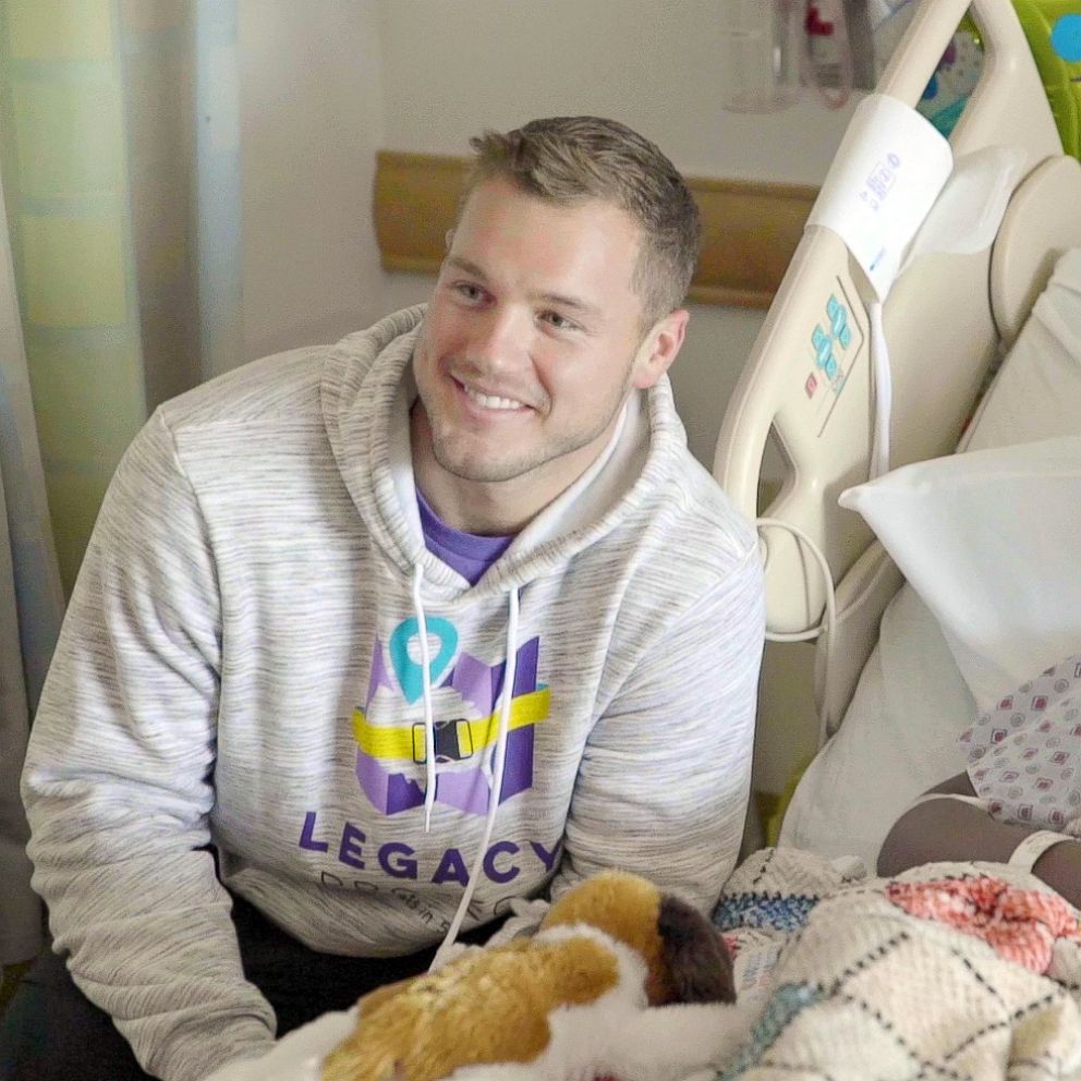 VIDEO: 'Bachelor' Colton Underwood visits patients at a children's hospital