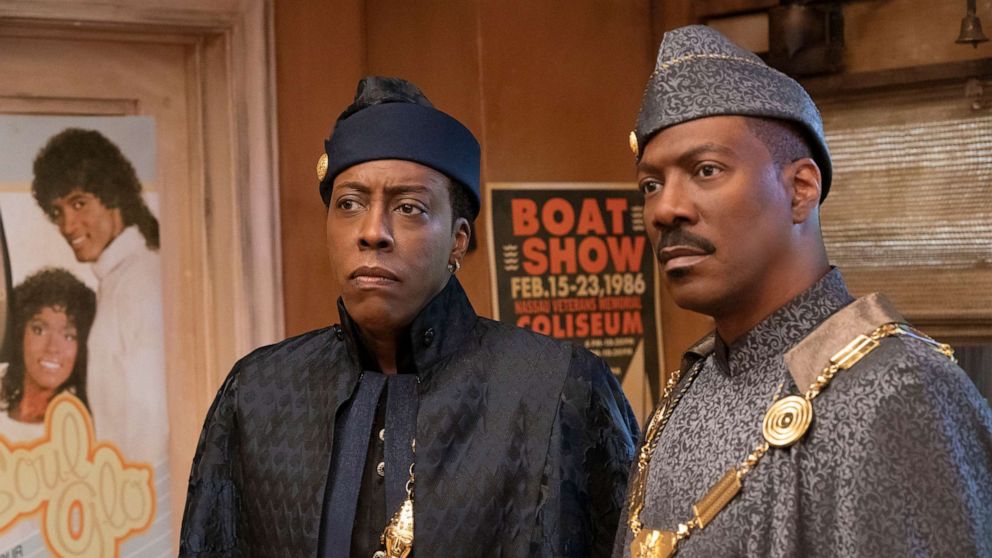 PHOTO: Arsenio Hall, left, and Eddie Murphy appear in a scene from "Coming 2 America."