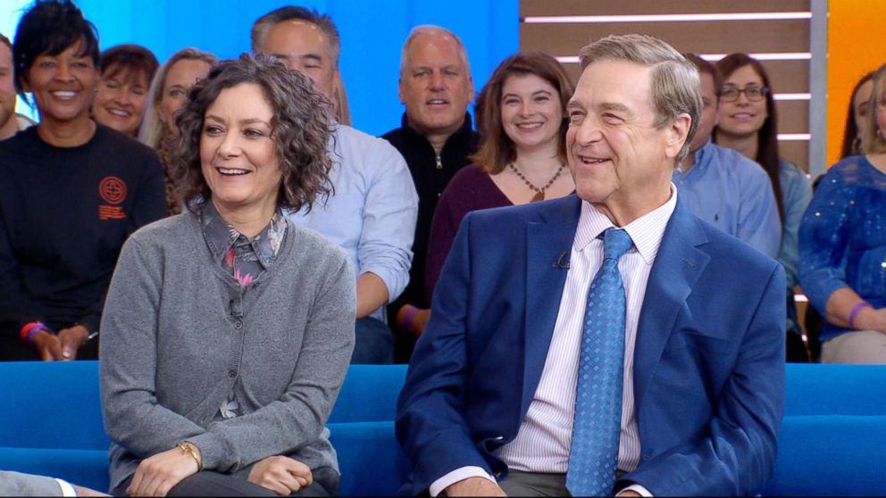 PHOTO: Sara Gilbert and John Goodman appear on "Good Morning America," Oct. 16, 2018.