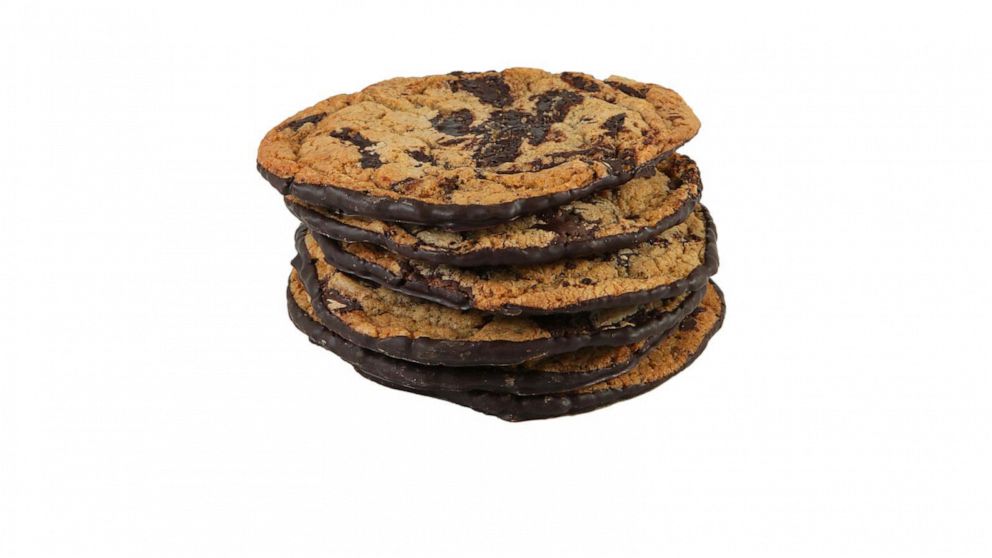 PHOTO: Jacques Torres' ultimate chocolate dipped chocolate chip cookies.