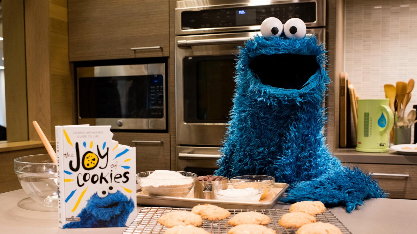 PHOTO: Cookie Monster is pictured with a recipe from his new book, "The Joy of Cookies."