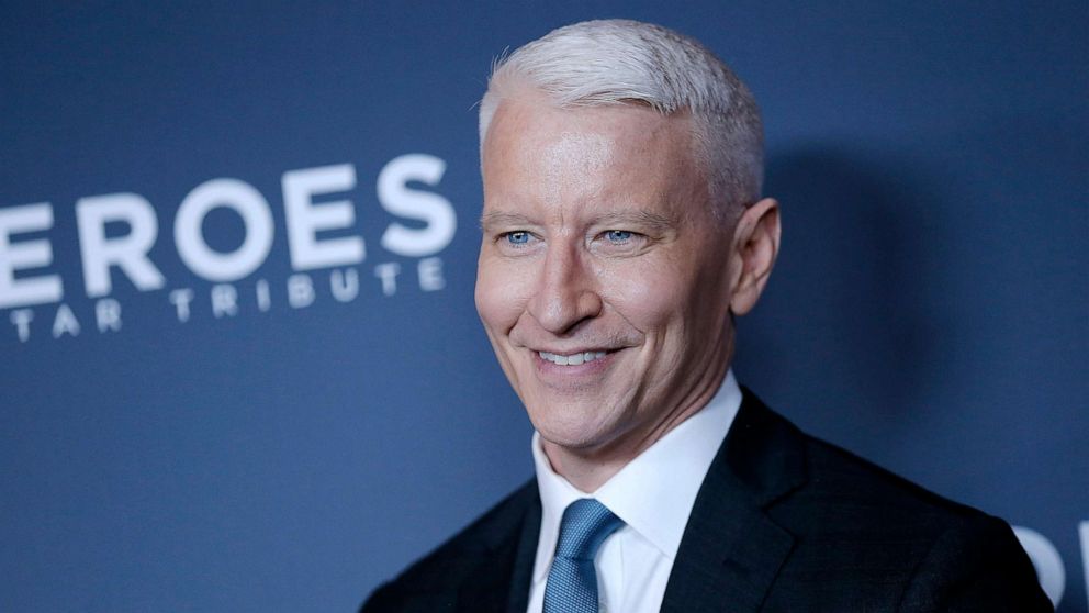Anderson Cooper arrives at the 2011 CNN Heroes An AllStar Tribute News  Photo  Getty Images
