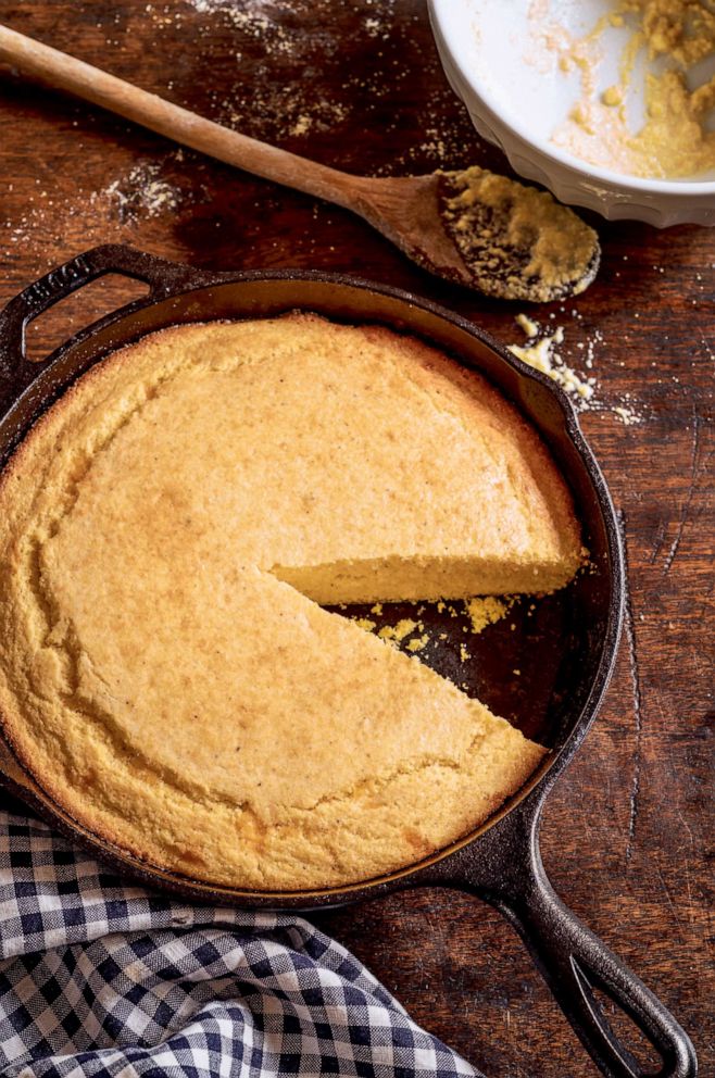 PHOTO: Trisha Yearwood's "Skillet Cheddar Cornbread" dish from her 2021 cookbook, "Trisha's Kitchen: Easy Comfort Food for Friends and Family.