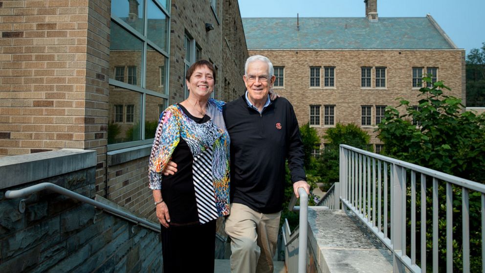 PHOTO: Ron Ehrenberg, right, with his wife, Randy.