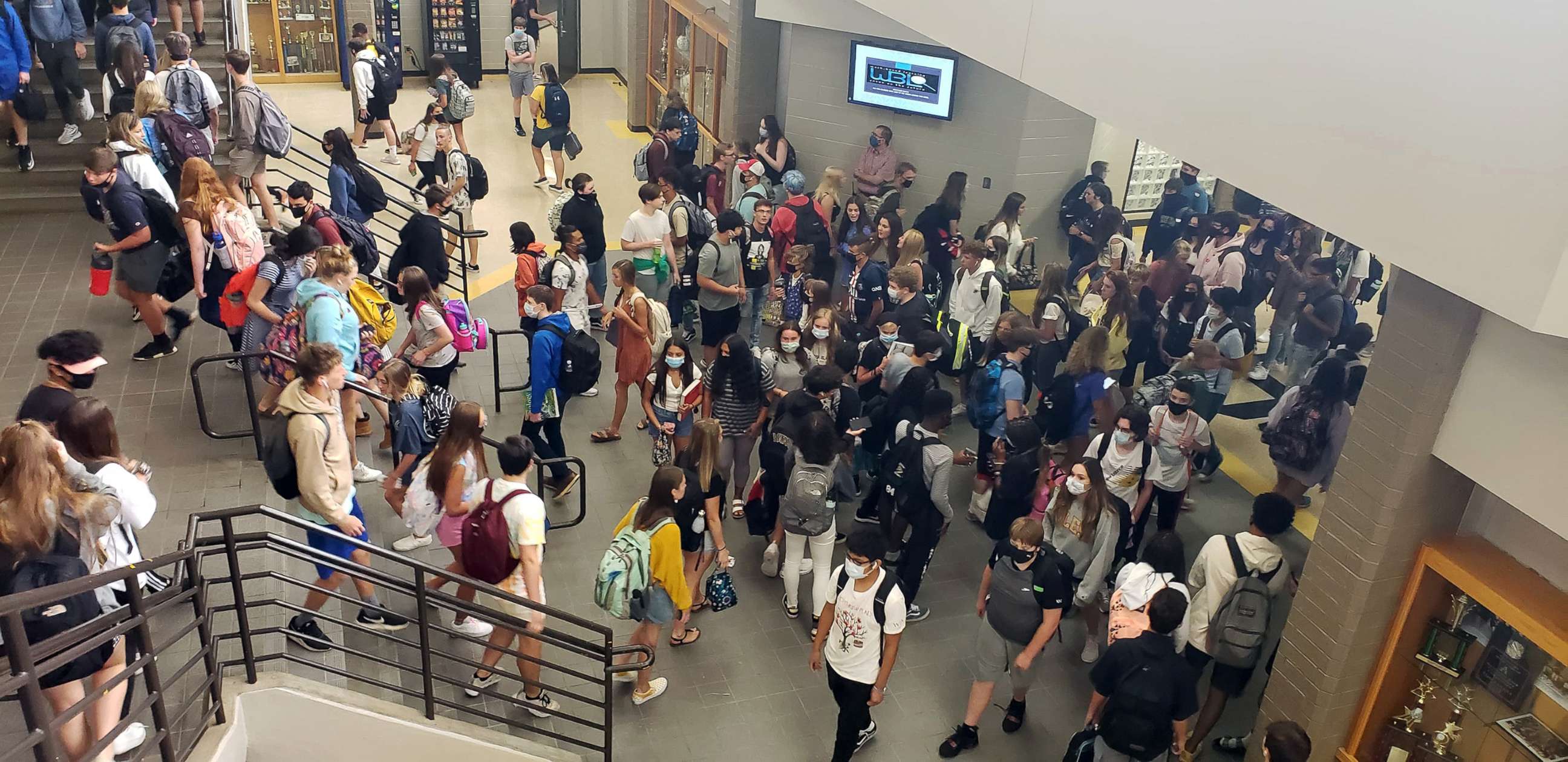 PHOTO: Students change classes during the first week of school at Sequoyah High School in Canton, Ga., Aug. 7, 2020.