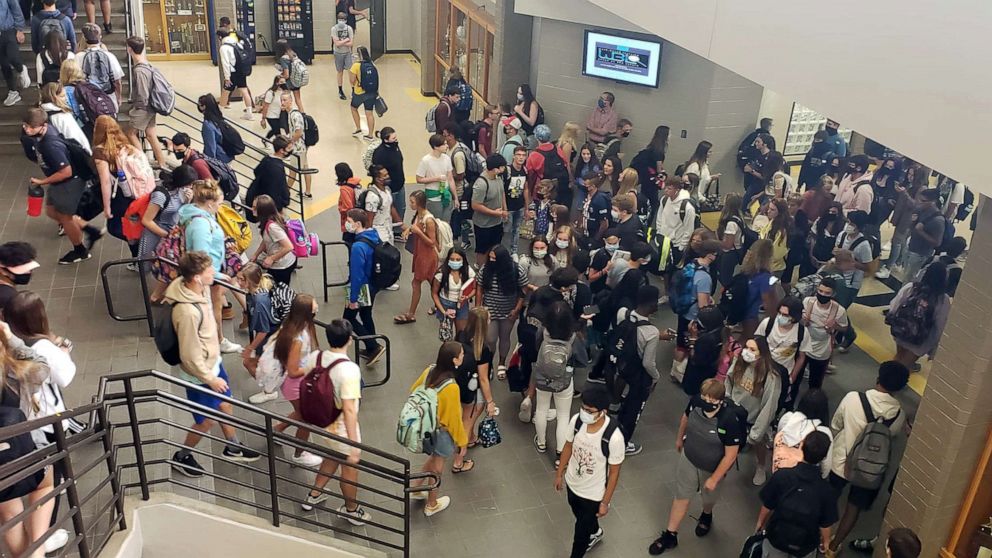 PHOTO: Students change classes during the first week of school at Sequoyah High School in Canton, Ga., Aug. 7, 2020.