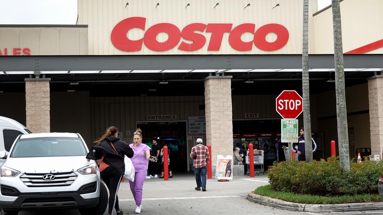 PHOTO: Customers visit a Costco Wholesale store, Dec. 15, 2023, in Miami.