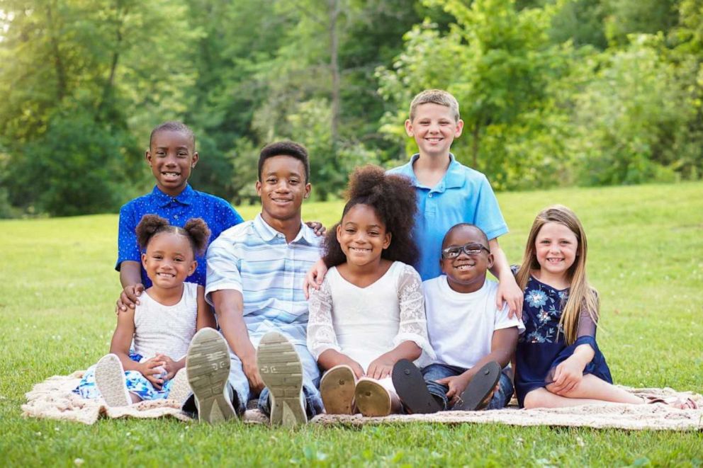 PHOTO: Gabrielle Fessenden and Shannon Fessenden adopted Jordan, 15, Jay, 10, Myah, 9, Jericho, 5, Briella 4 and Mason, 2. The brothers and sisters join the Fessendens' biological children, Scott, 11 and Giana, 8.