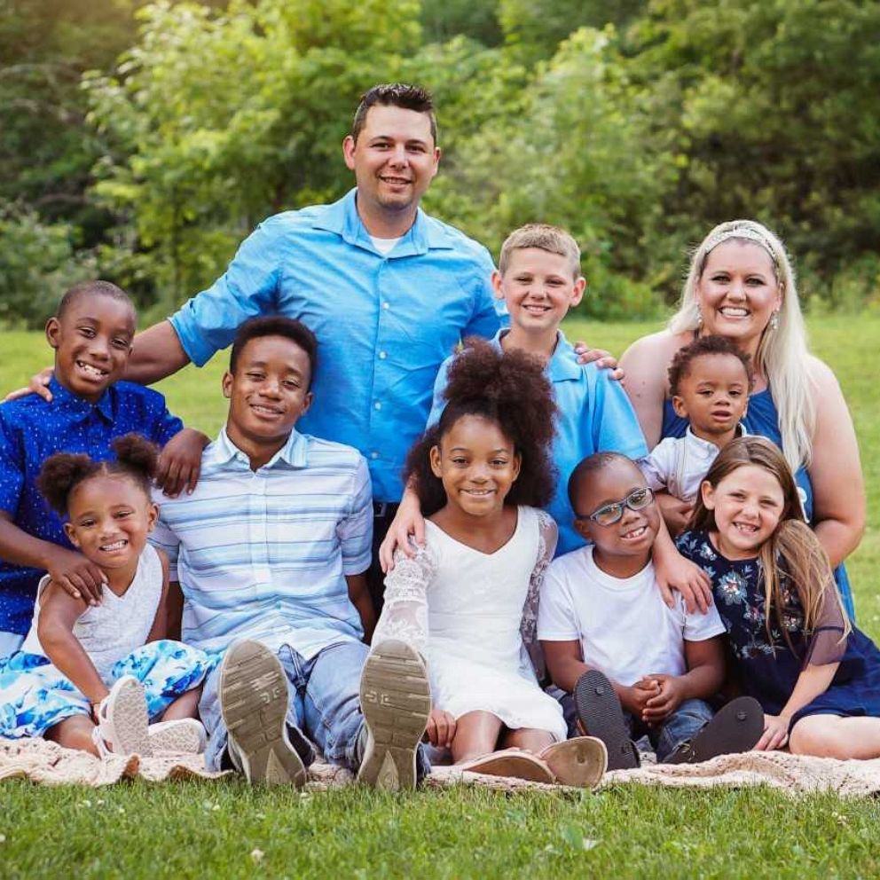 VIDEO: Couple adopts 6 siblings in need of home: 'There's lots of love and chaos' 