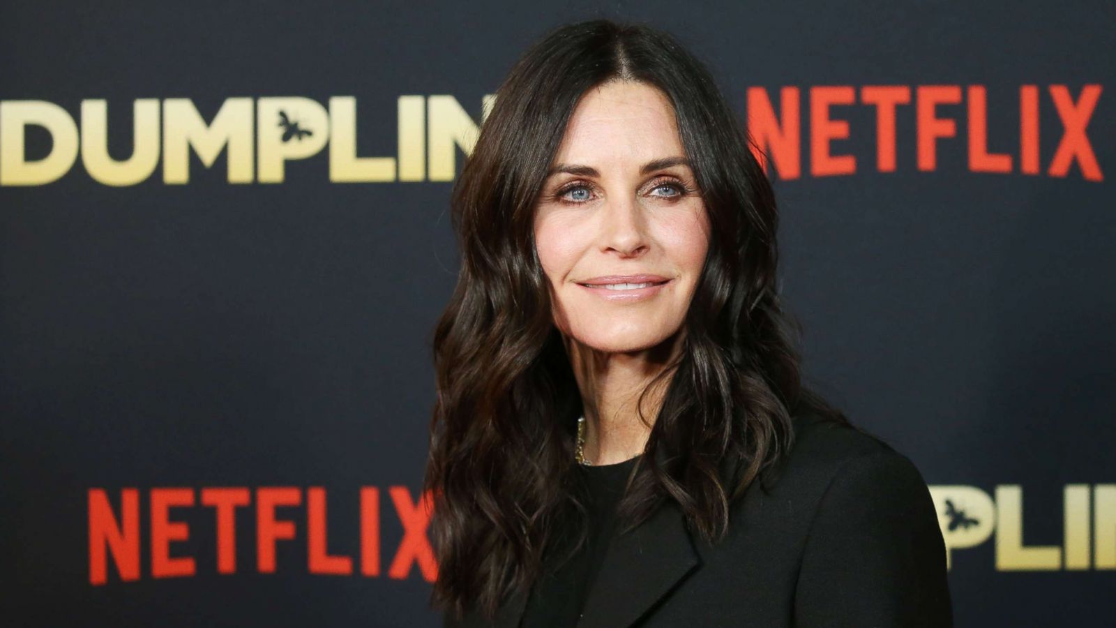 PHOTO: Courteney Cox attends the Los Angeles premiere of Netflix's "Dumplin'" held at TCL Chinese Theatre, Dec. 6, 2018 in Hollywood, Calif.