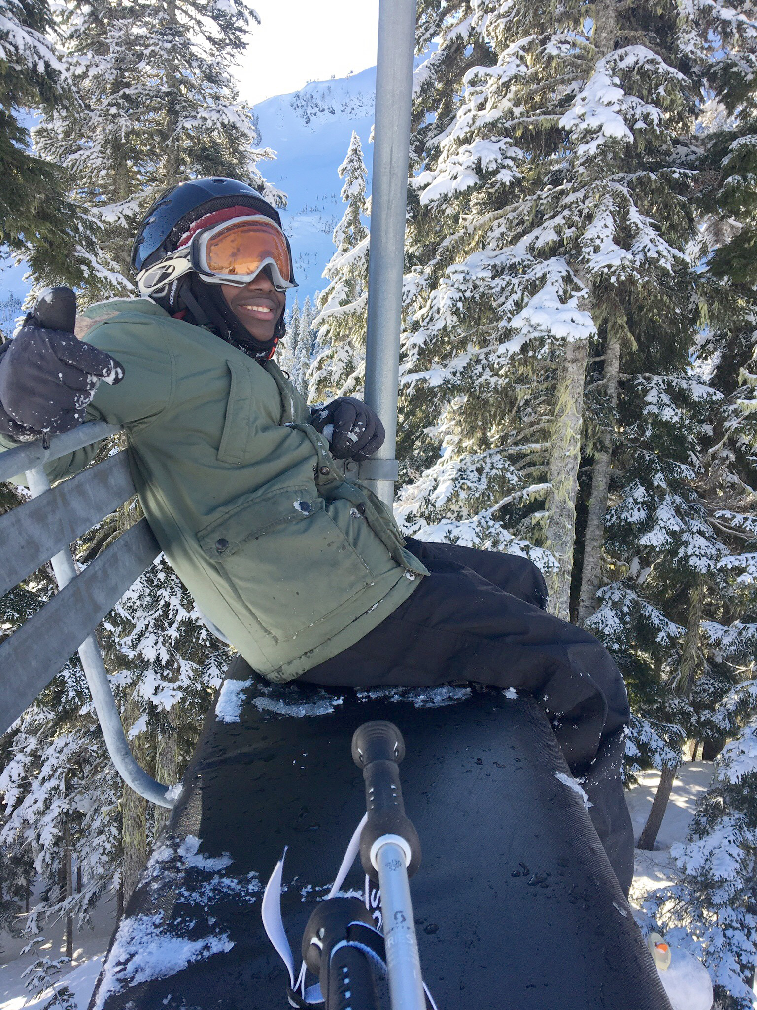 PHOTO: The family goes on a ski trip.