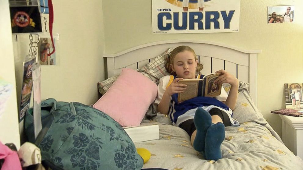 PHOTO: Riley Morrison, 9, received a reply from NBA star Stephen Curry after writing him about his sneakers.