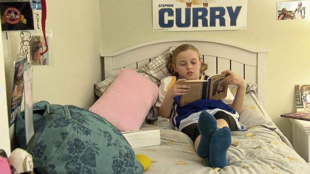 PHOTO: Riley Morrison, 9, received a reply from NBA star Stephen Curry after writing him about his sneakers.