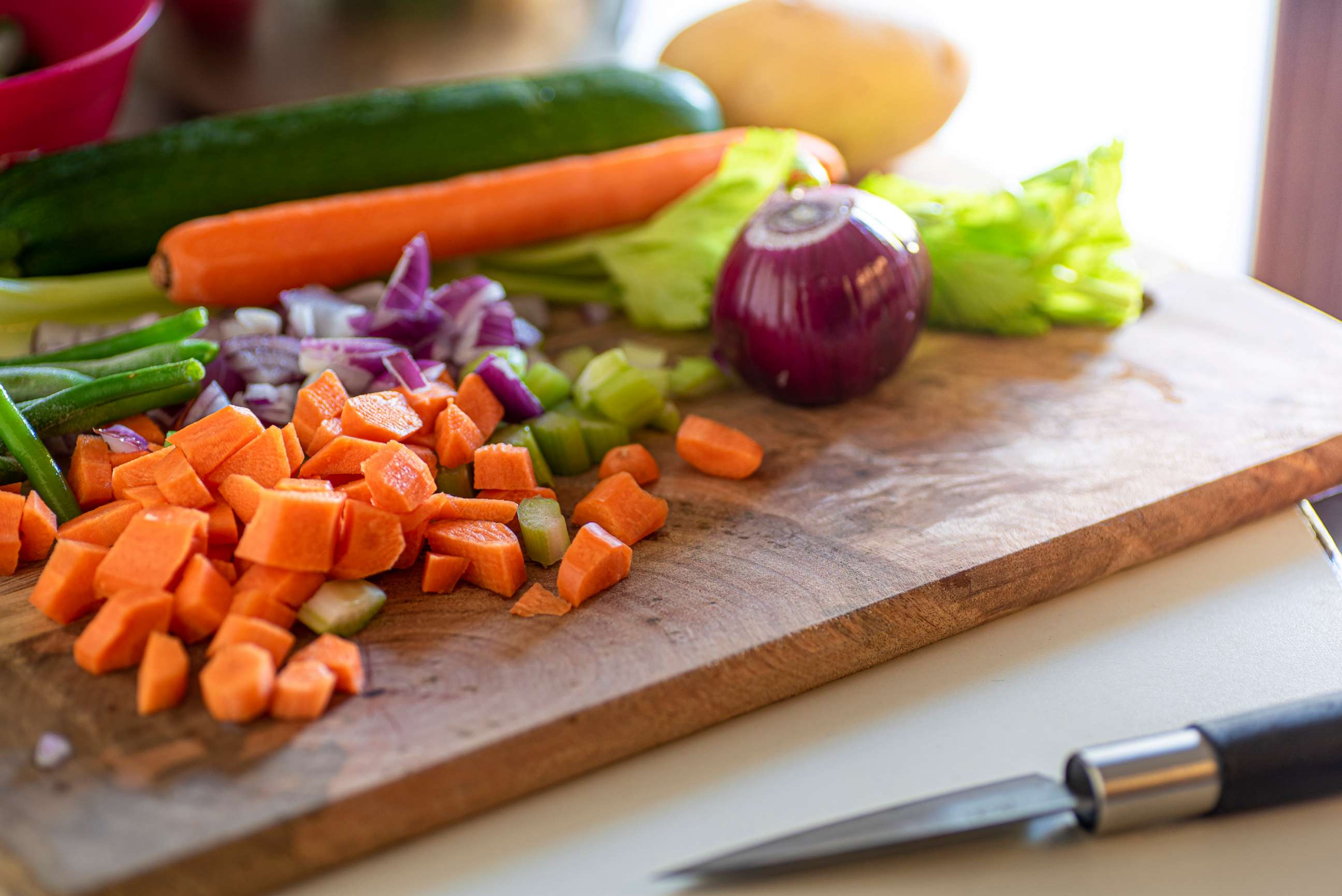 PHOTO: In this undated file photo, vegetables are shown on a cutting board.