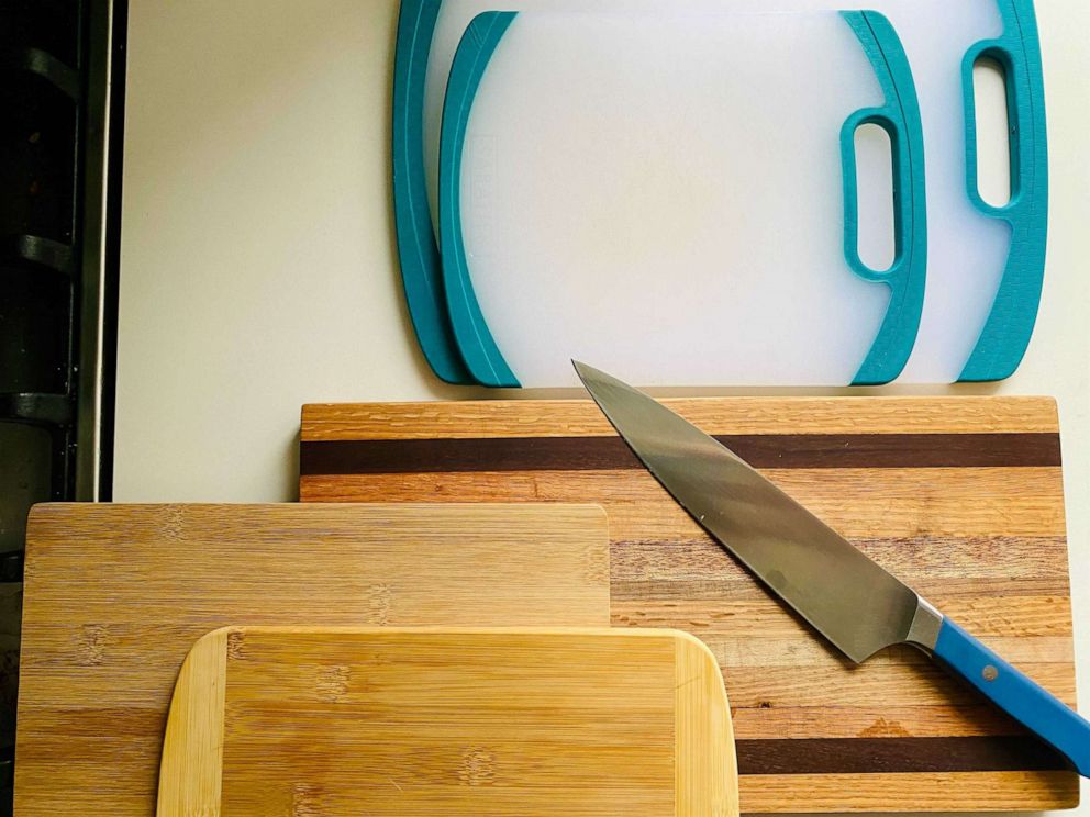 PHOTO: Bamboo cutting boards, a wooden cutting board and plastic cutting boards.