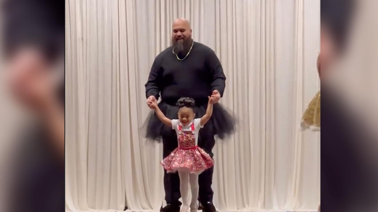 PHOTO: Tony Paopao danced on stage with his 3-year-old daughter Willow at her first ballet performance.