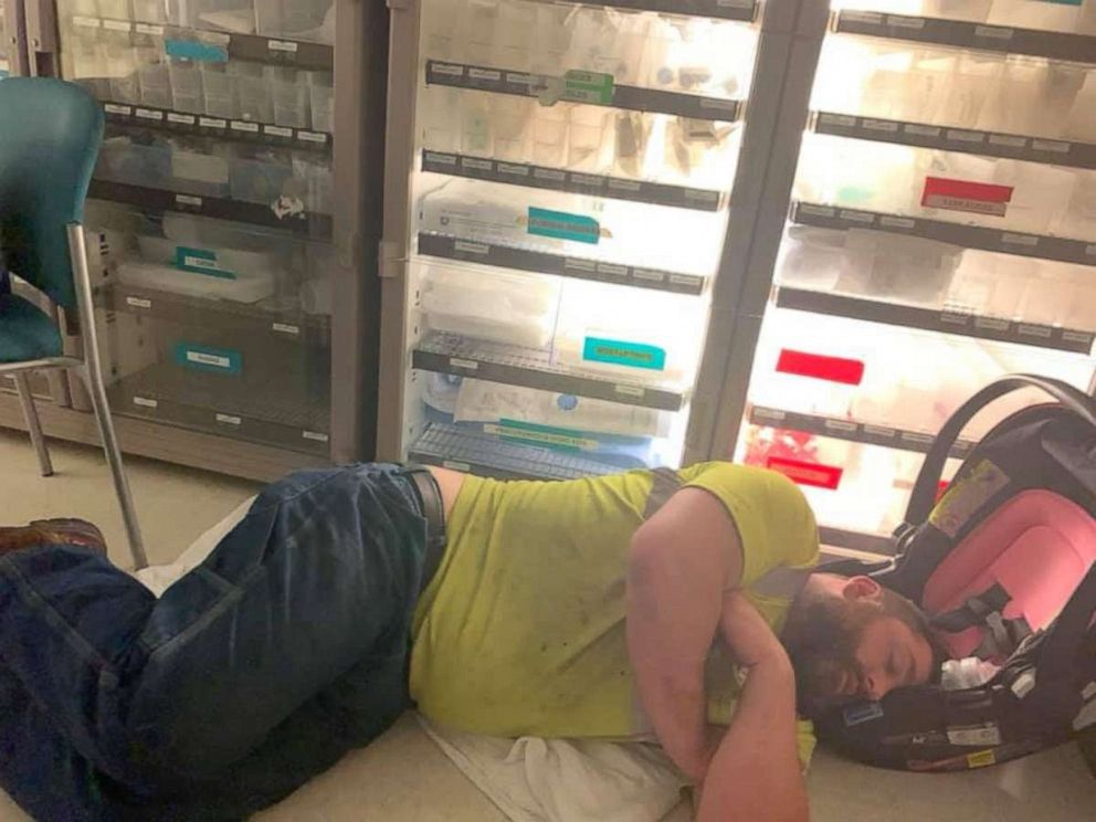 PHOTO: Sara Duncan, a mother of two and teacher from Fredericktown, Missouri, posted an image onto Facebook after she and her husband, Joe Duncan, took their youngest to the emergency room. The photo was shared over 31,000 times.