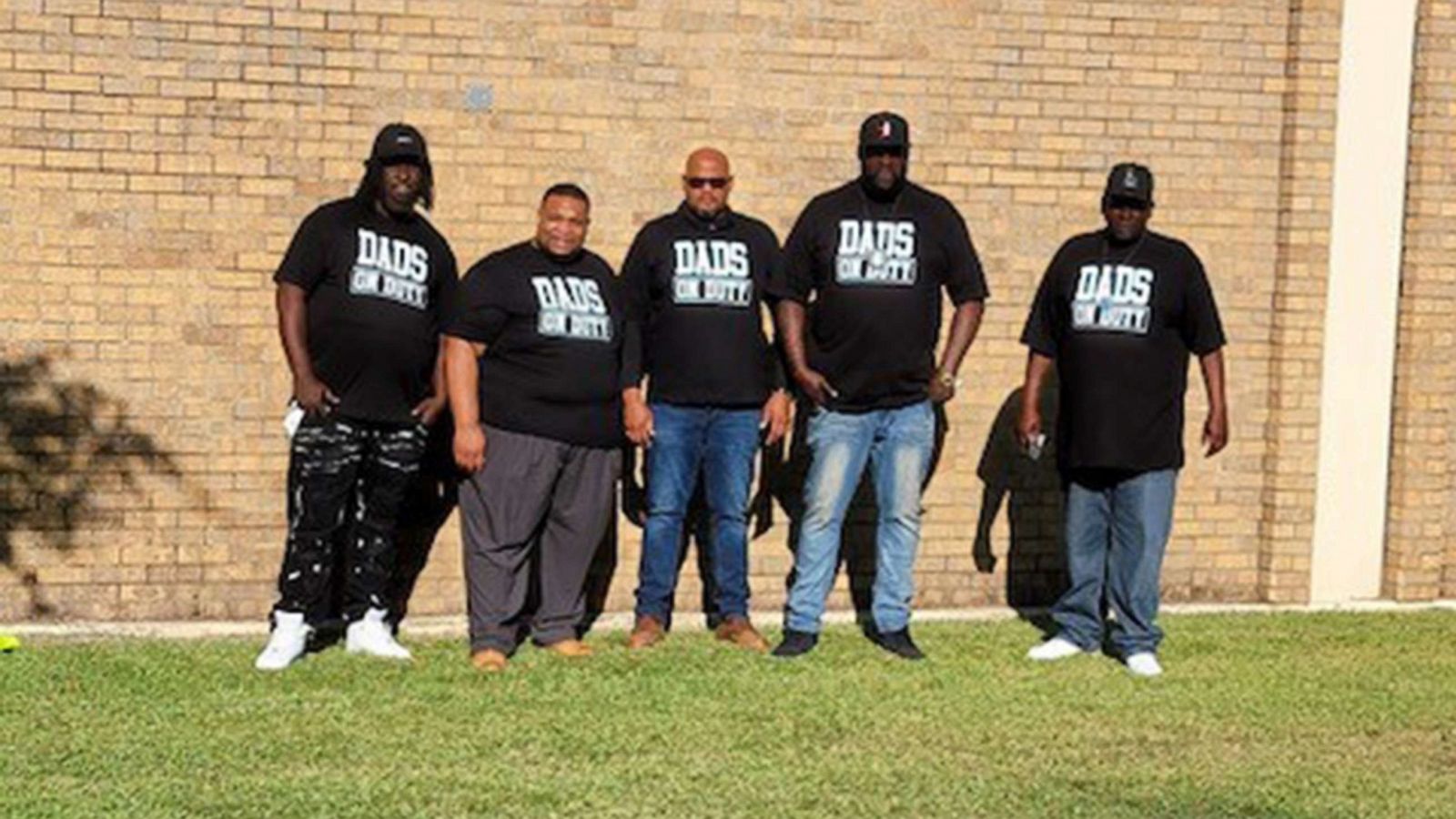 Dads form &#39;Dad&#39;s on Duty&#39; squad to help stop violence at their kids&#39; high school - ABC News