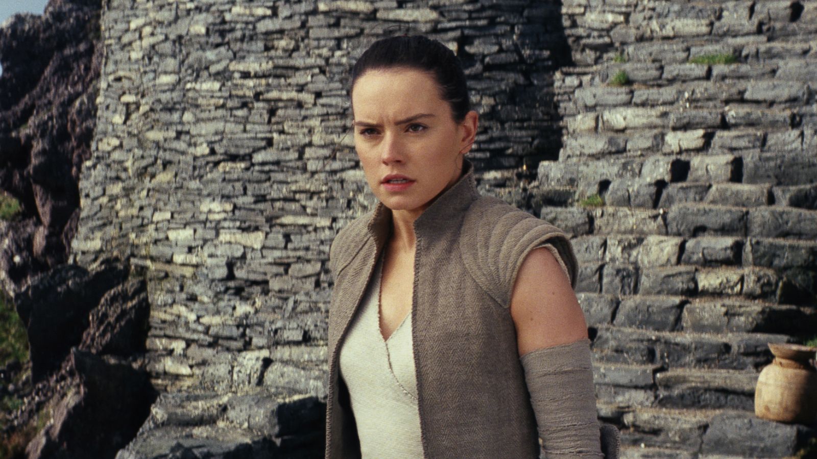 PHOTO: Daisy Ridley stars in a scene from "Star Wars: The Last Jedi."