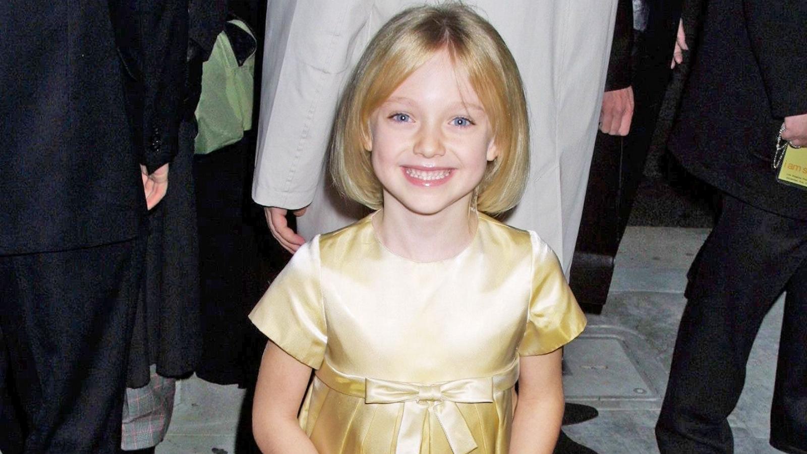 PHOTO: Actress Dakota Fanning arriving to the premiere of "I Am Sam" at the Academy of Motion Pictures, Arts and Sciences Theatre in Beverly Hills, Calif. on Dec. 3, 2001.