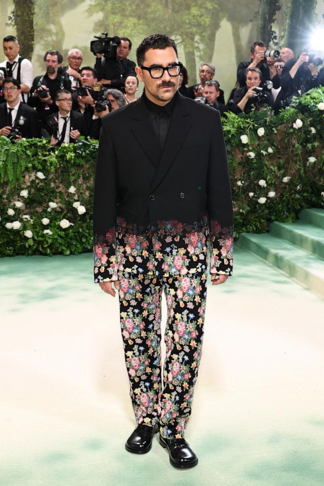 PHOTO: Dan Levy attends The 2024 Met Gala Celebrating "Sleeping Beauties: Reawakening Fashion" at The Metropolitan Museum of Art on May 06, 2024 in New York City. 